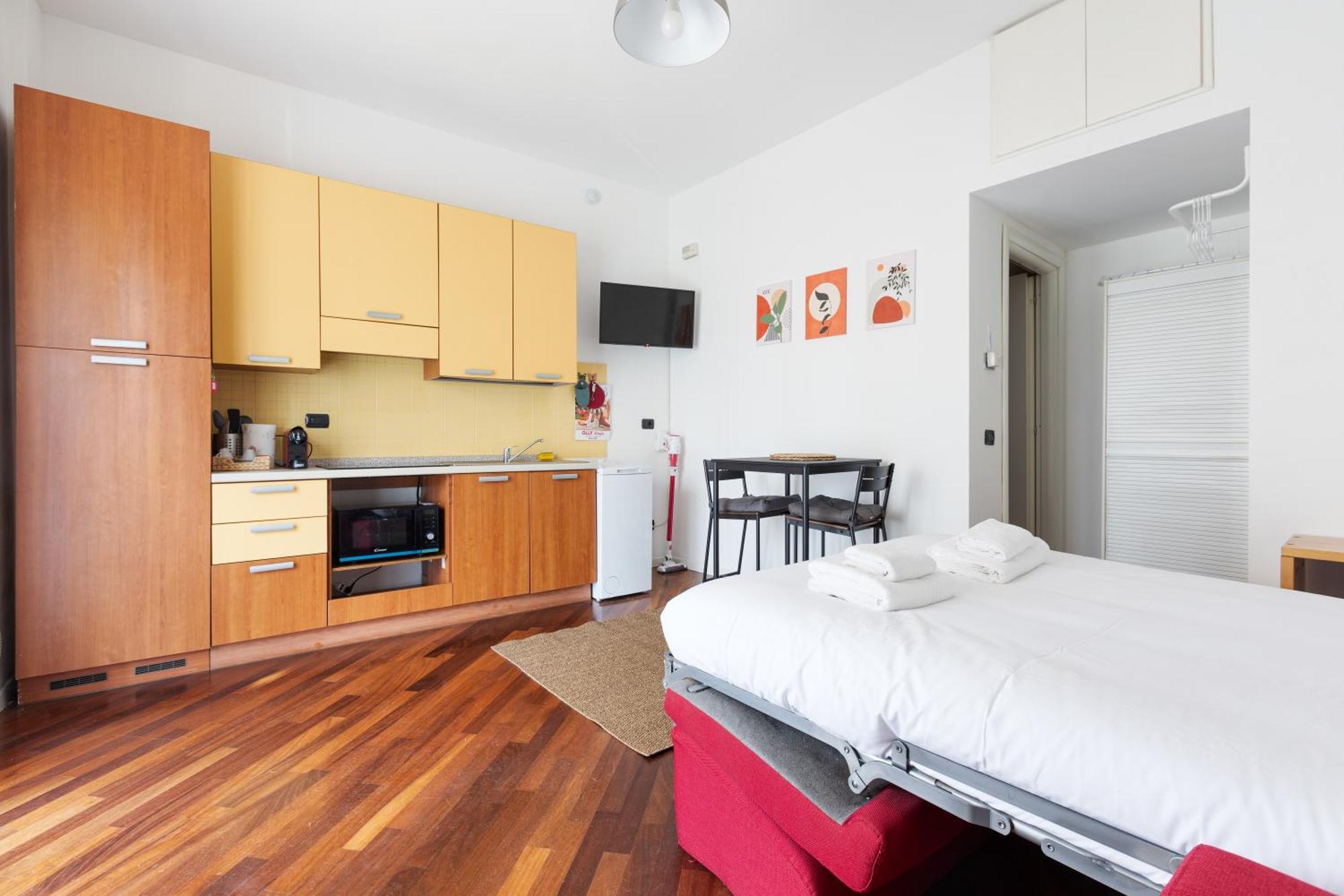 Apartamento Comfy Only 900m From Affori Fn Station!